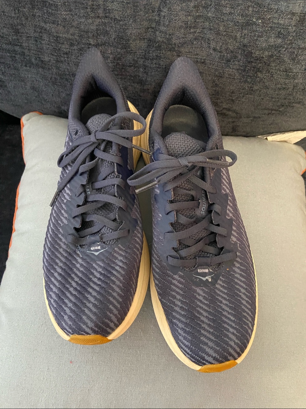 Men's Navy Running Shoes with Cream Sole
